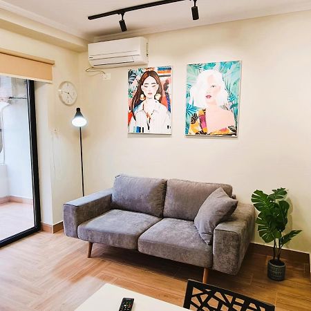 2V1 - Center Apartment 1 Tirana Esterno foto